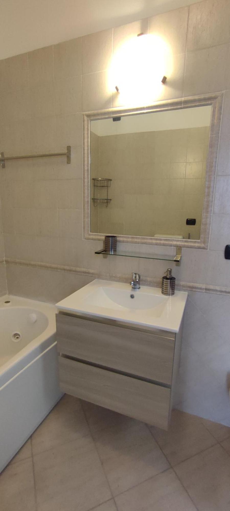 Love Home Apartament Near The Airport فيوميتشينو المظهر الخارجي الصورة