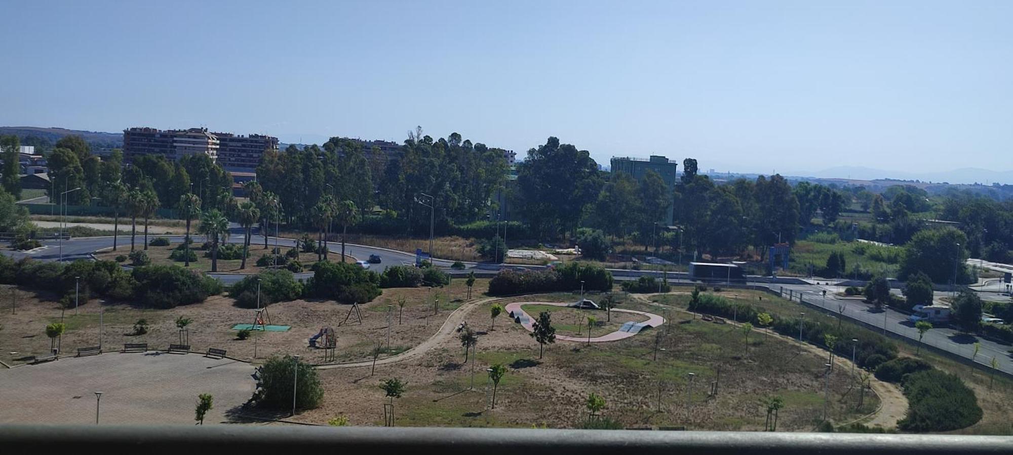 Love Home Apartament Near The Airport فيوميتشينو المظهر الخارجي الصورة