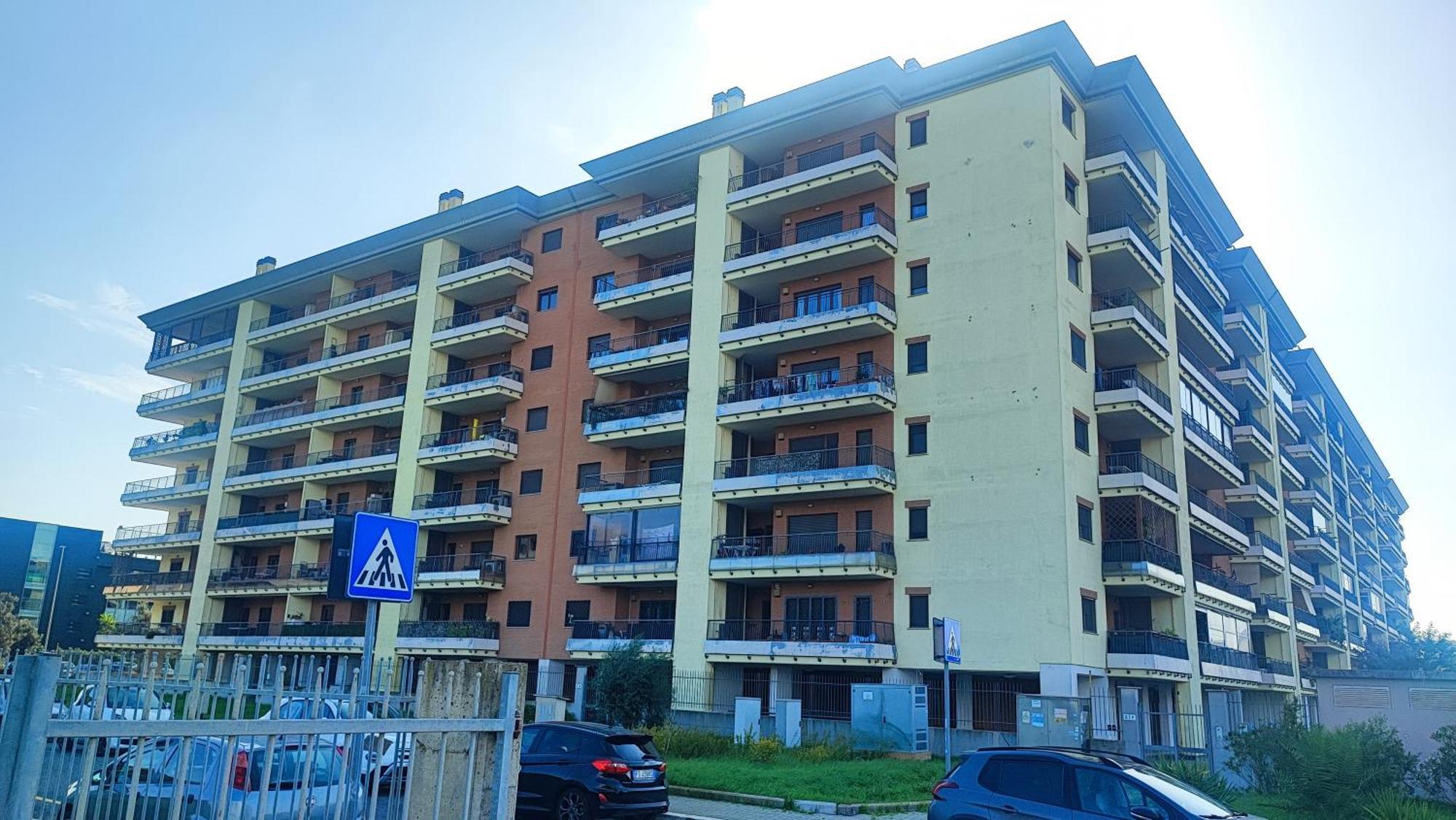 Love Home Apartament Near The Airport فيوميتشينو المظهر الخارجي الصورة